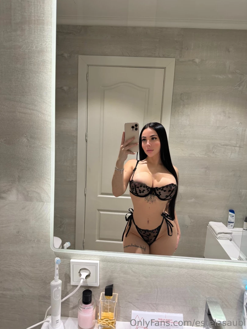 Les deseo un lindo dia y los amo mucho 