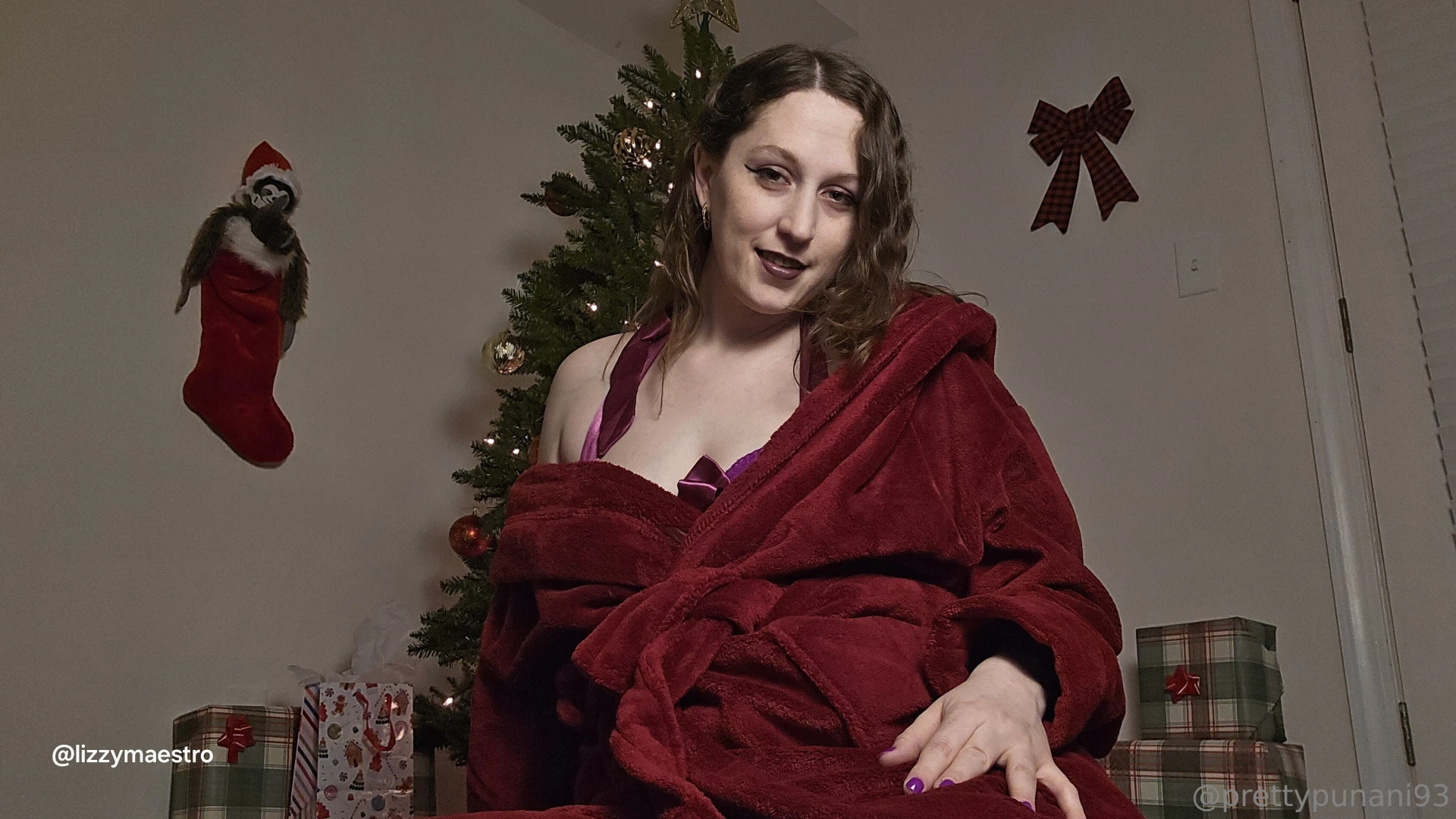 Sexy lingerie pics by the tree part 10 