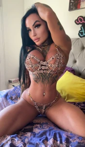 I could pin you down with one hand wanna test me