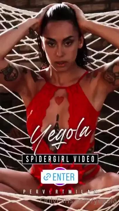 Un nuovo stupendo set by pervertmilan clicca sul link per vederlo 