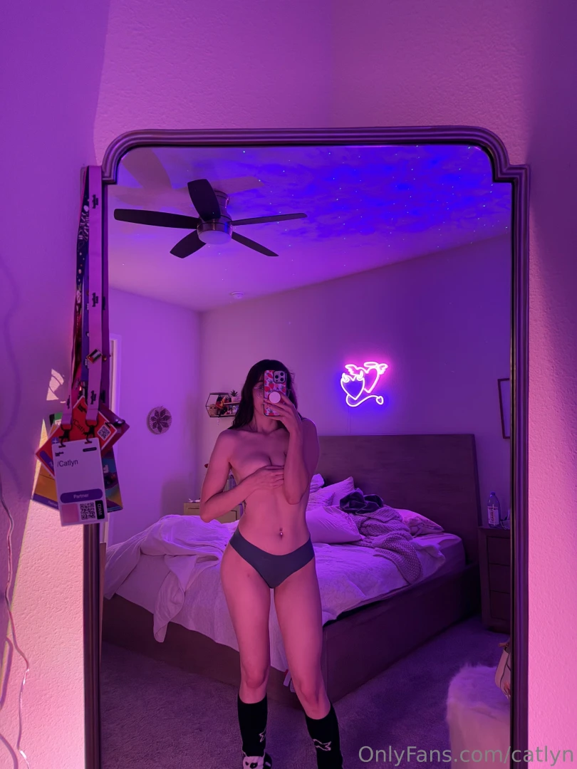 I m really spoiling yall with the topless pics 