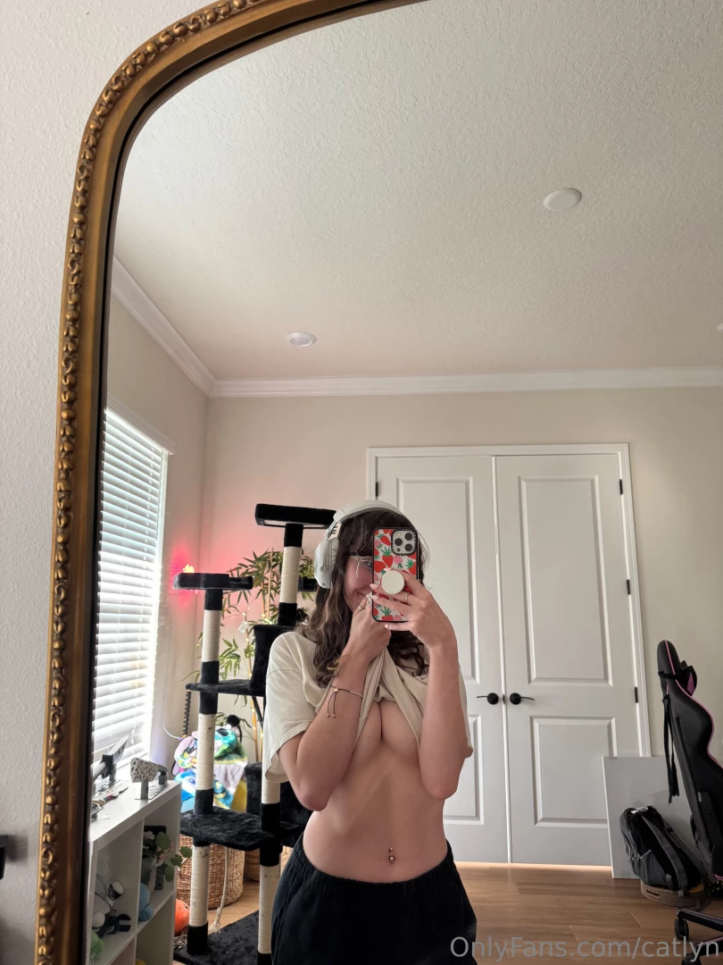 Here s a special treat for being away sorry i had to fix my sleep 