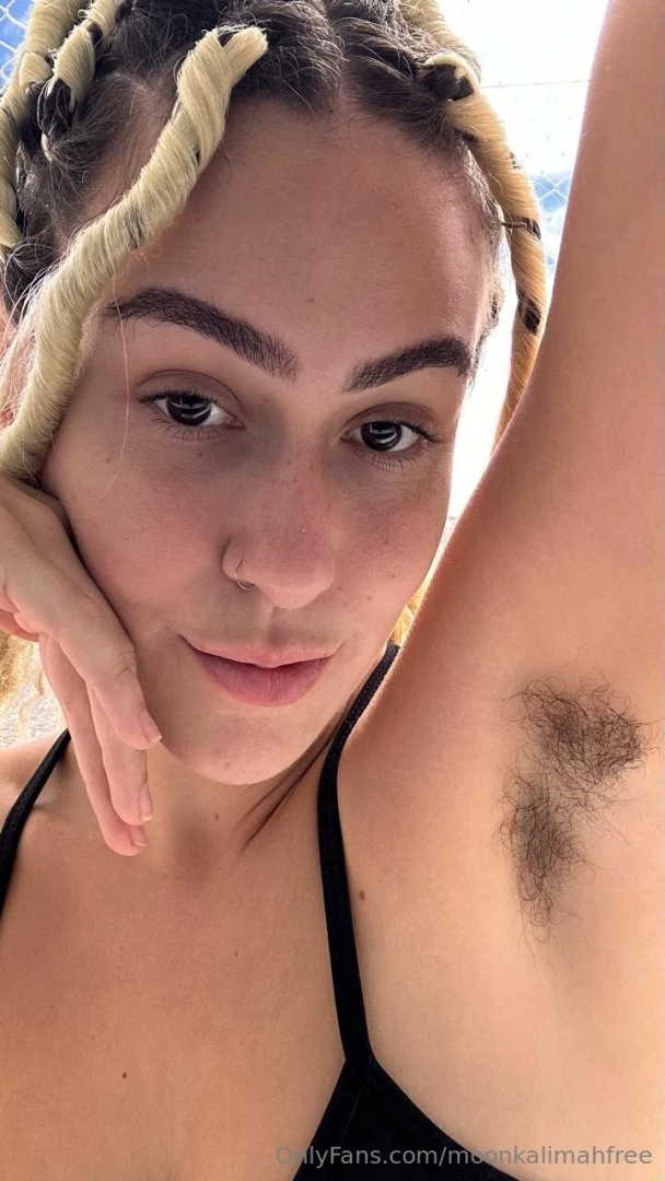 Naturally bold not afraid to show who i am 