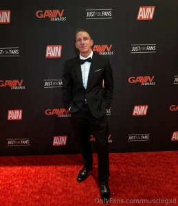 My favourite alpha daddy brodybiggsvip is back with his massive cut part 191