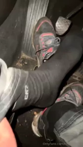 Get the sweaty feet worshipped