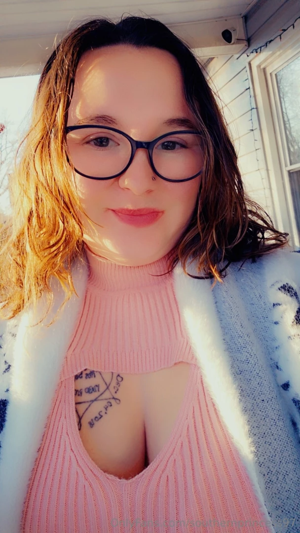 A little chilly today loving my new winter outfit part 2 