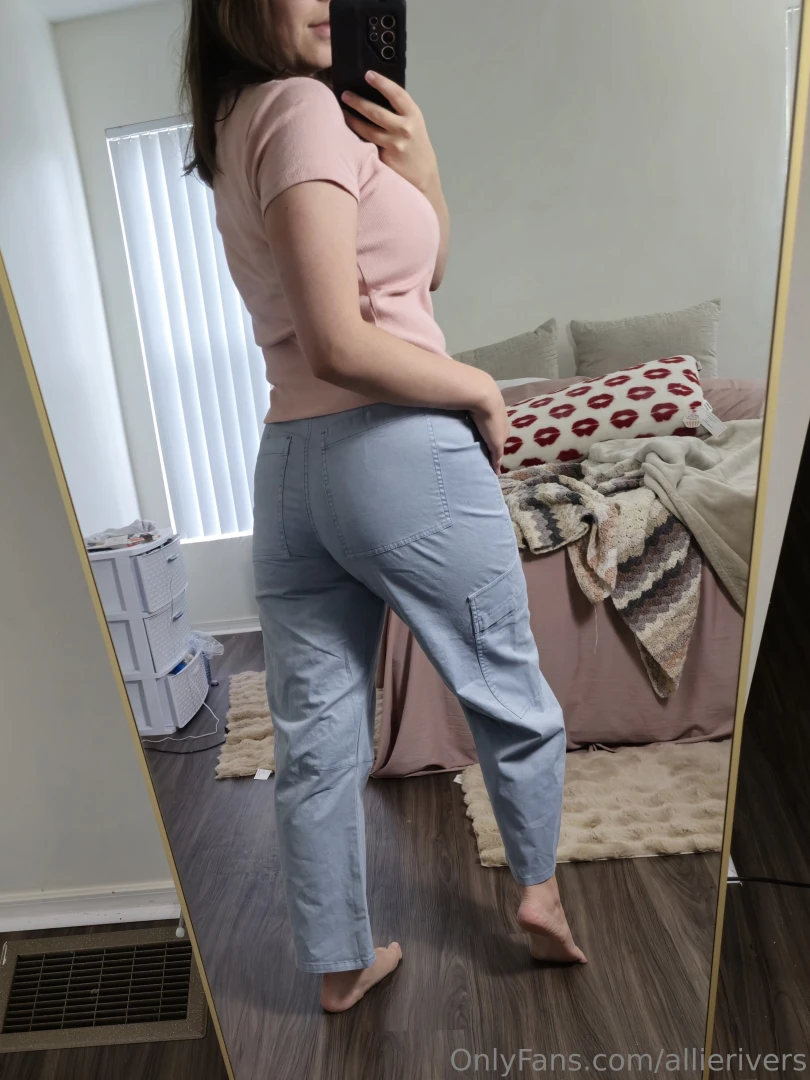 I rubbed my pussy after this but i still have to check the video and part 7 