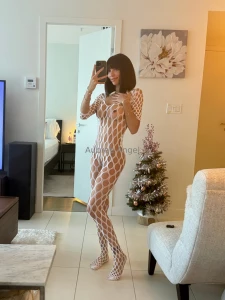 I am not wearing any undies today