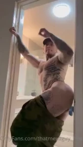 Watch me please myself