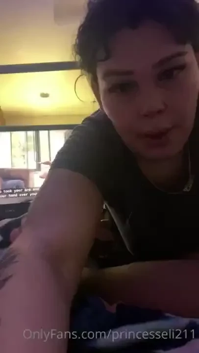 Sucking daddy s dick once he gets out the shower bob83553241 