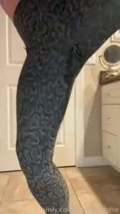 Slowmotion slomo slomopee slomopiss slowmotionpee slowmotionpiss