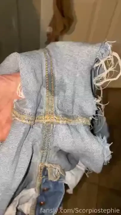 I leak and then pee my panties in the shower in doggy style and get 