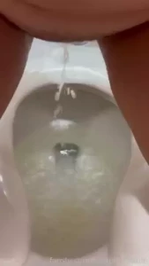 Pov mypov watersports waterworks pee piss publicbathroom