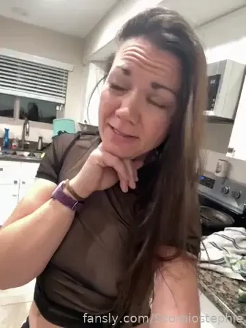 I m backkkkk and ima be a good girl so listen to my message carefully 