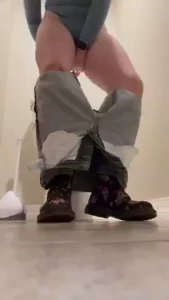 Definitely been making a mess tonight with my pee piss watersports