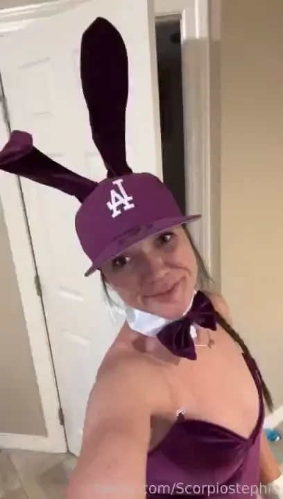 My dodgers outfit tonight i m sorry i m so late but it s been a good 