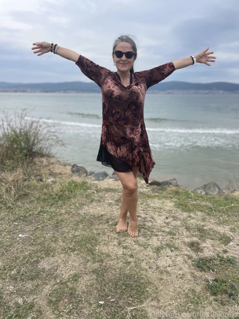 Greetings from bulgaria and sunny beach having a wonderful time really part 1 