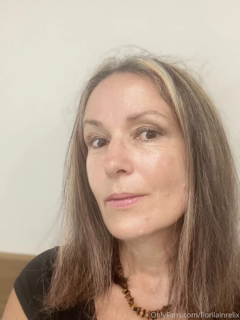 Hi guys hope you are having a wonderful sunday my holiday came to an part 4 