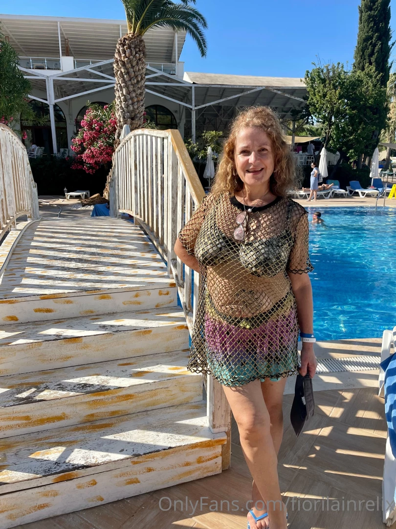 Hey guys happy monday happy new week and happy 4 of july for all of my part 3 