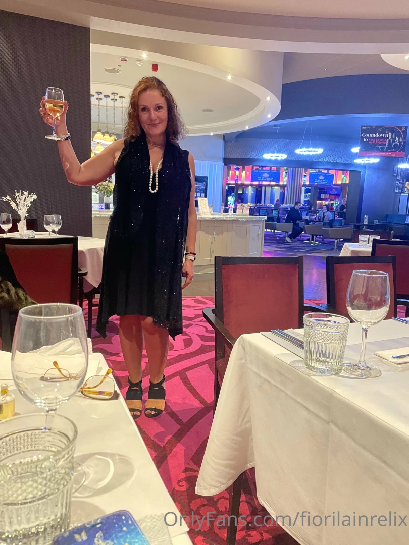 Happy new year2022 wishing you to be healthy happy and prosperous 