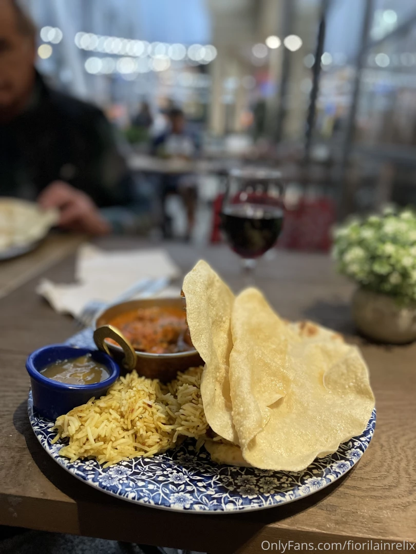 Some pictures from the dinner tonight i hope you like to see me part 1 