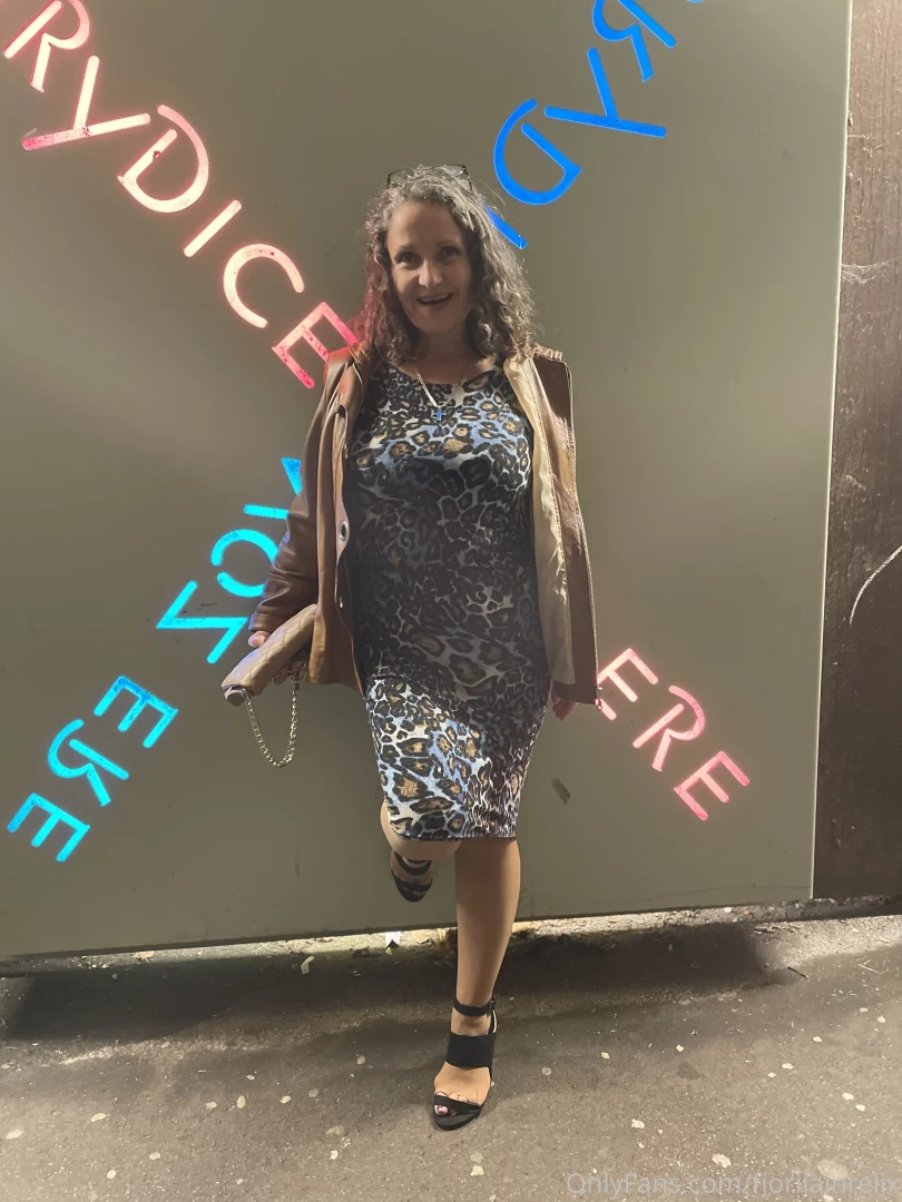 Some pictures from the dinner tonight i hope you like to see me part 2 