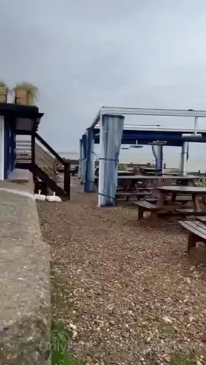 How was your weekend i am in whitstable kent it is nice small town but 