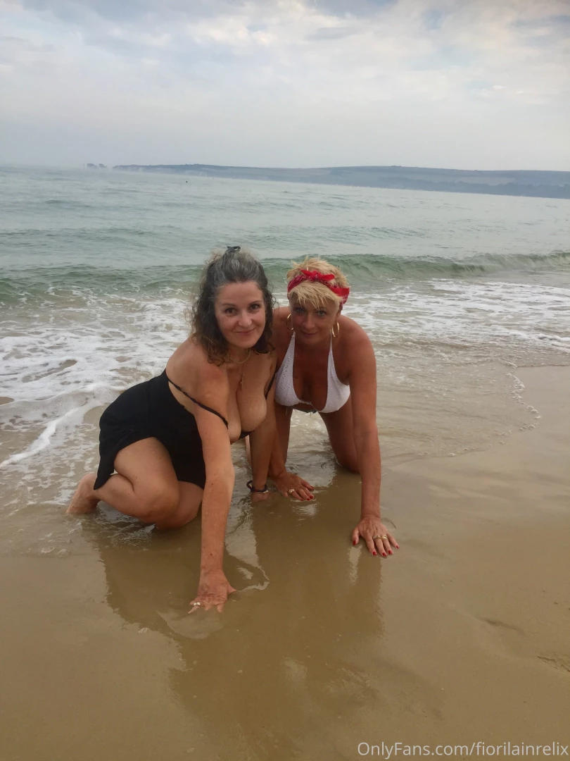 Enjoying the beach with friends part 1 