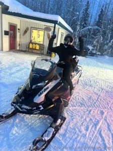 Merry christmas everybody i just got back from alaska and it was part 3