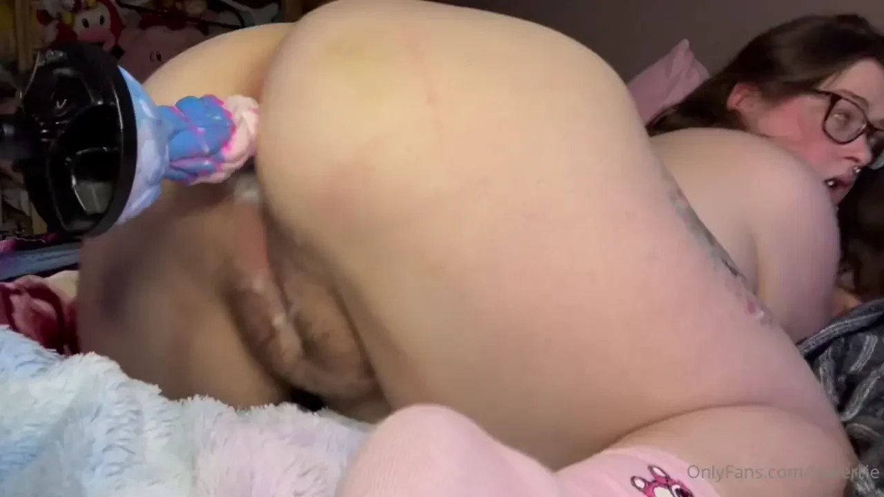 Bouncing and farting 