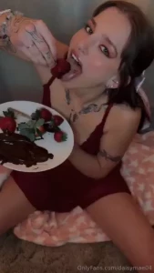 Let s make eye contact while it s in my mouth