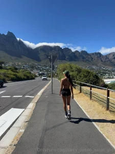 Just worked this booty out might go to the beach so you can see the