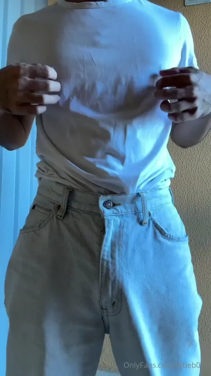 Cum shot at 10 10 mins i was a bit horny since the morning but couldn 