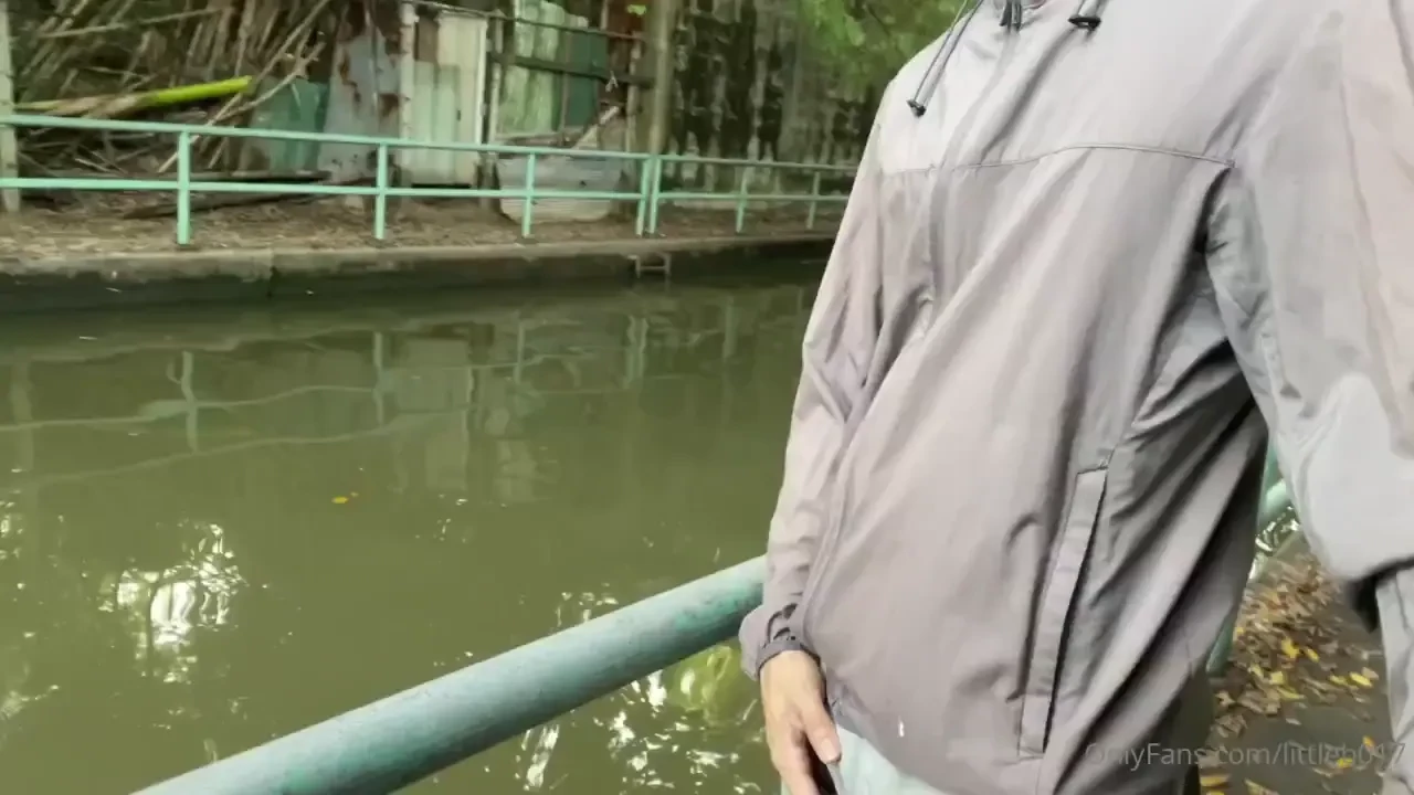 Full video with cum shot cum shot at 12 00 mins a friend wanted to 