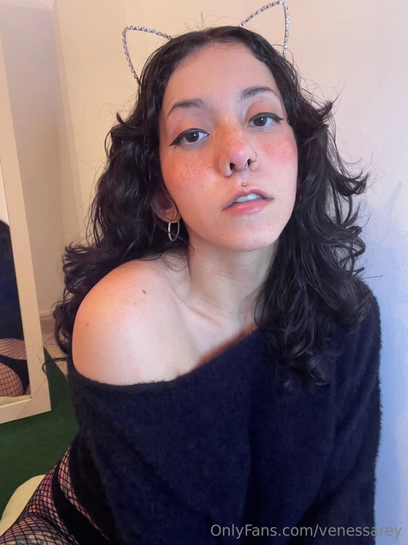 In the mood to be a cute kitty tonight do you like me more sweet and 