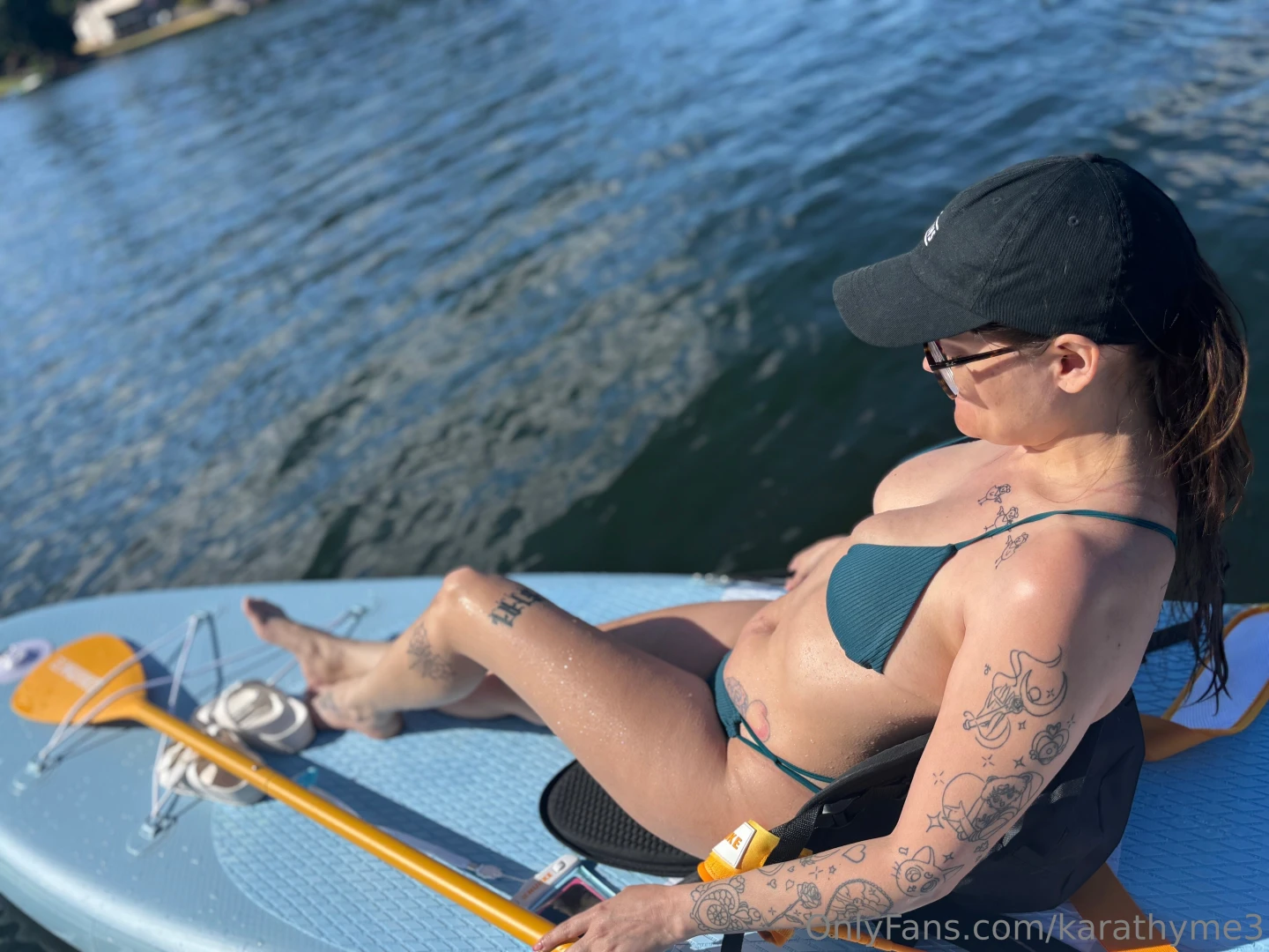 Who thinks i need to make some lake content on my new paddle board 