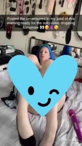Wanna see an upclose of my pussy get a free dick rating come play with