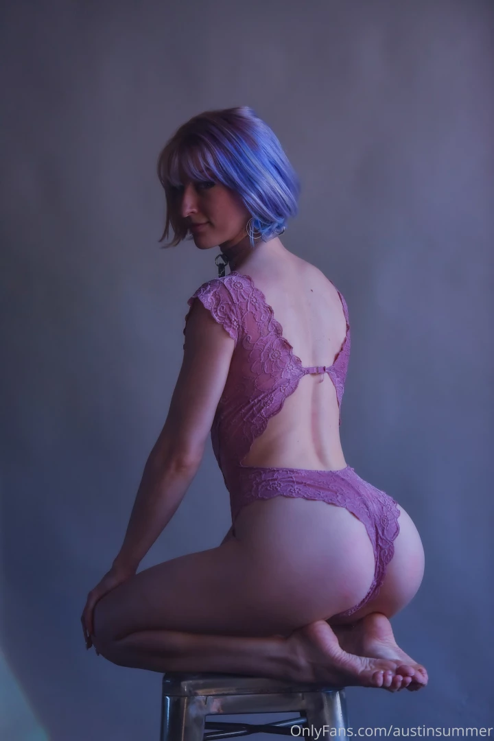 This bodysuit fits just right a little tight in the right places part 9 