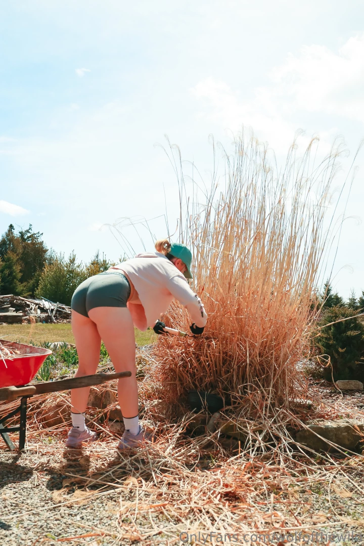 Talk about tall grass hehe i cut it down to size though part 1 