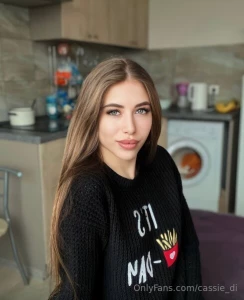 Littlee_lisa if you were a fetishist i d give you my favourite panties part 2