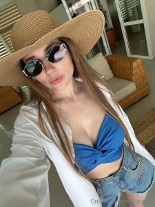 A little tired of the cold i wish it was an endless summer btw why do