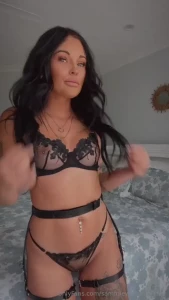 Sale on sammiewammie 70 off for the first 100 only