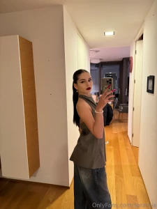 Making heads turn with this stunning look