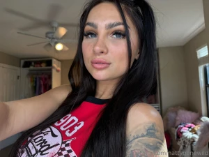 My pussy is so wet and tight right now i m waiting for you to message part 104