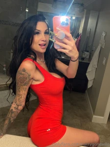 Message me if you want me to gagg on your dick part 95