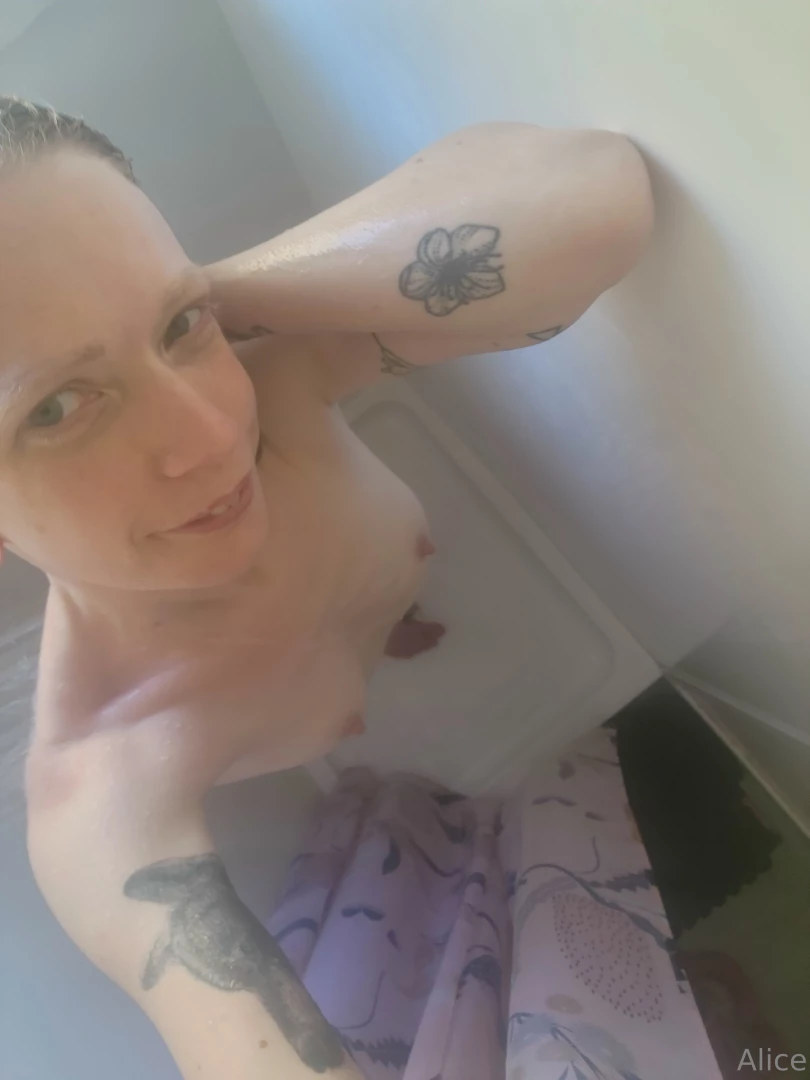 Wanna join me only thing is you must not change how hot i like it 