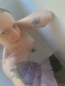 Wanna join me only thing is you must not change how hot i like it