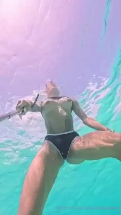 A avatar in the ocean i think i don t know how to swim can you teach 