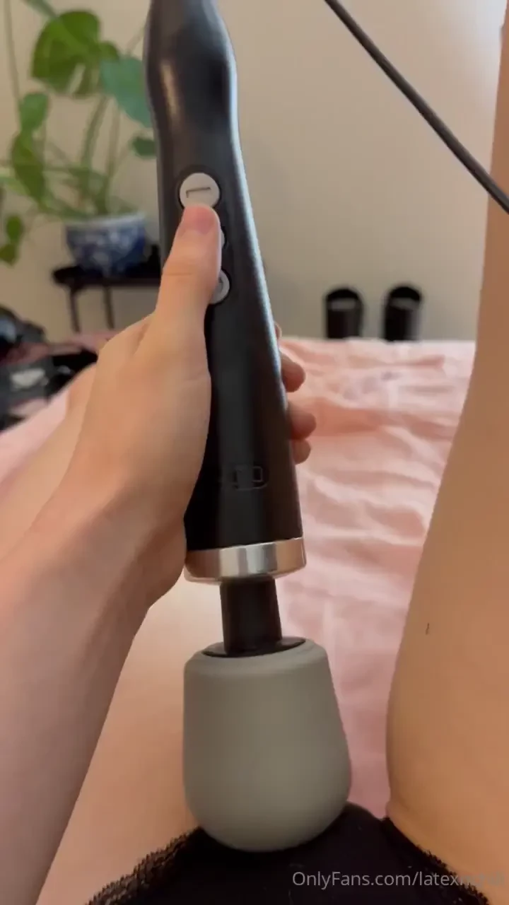 Sending out my final edging video today it s been a deliciously horny 