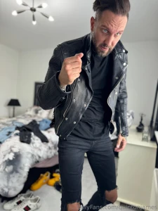 Rate my fit video cumming soon unless you cant wait then dm me for it part 2